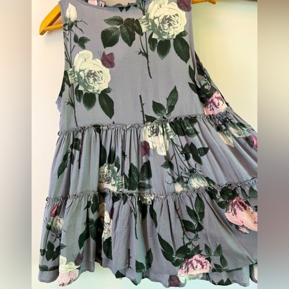 NWT‎ Entro Floral Tiered Tunic Tank M
